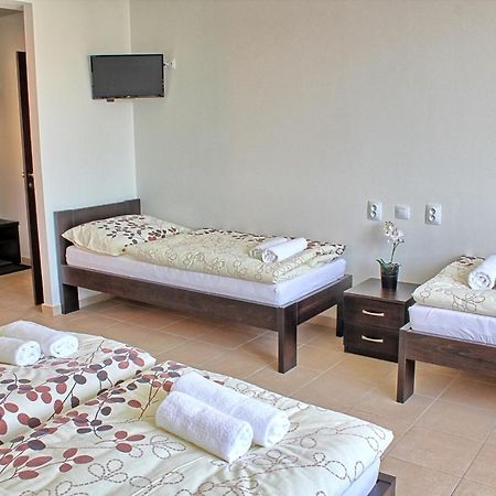 Penzion U Broucka Milevsko Ngoại thất bức ảnh